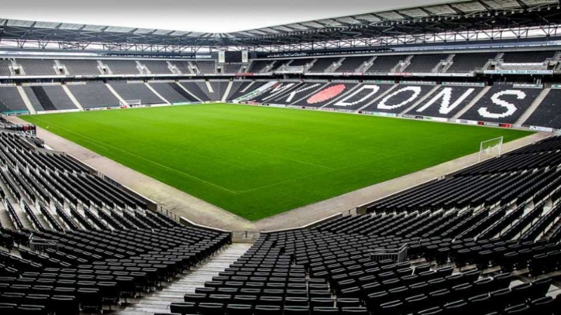 Revolutionizing Stadium Connectivity with Weaver Labs